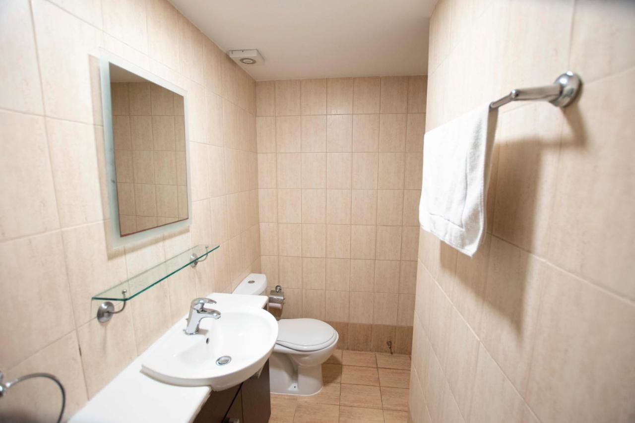 Glabur Stays - The Cozy Atelier - Nicosia City, Free Parking & Wifi, Welcomes You!!! Kültér fotó